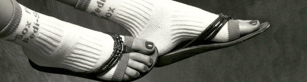 Socks to Wear After Applying Toenail Polish: A 2026 Guide